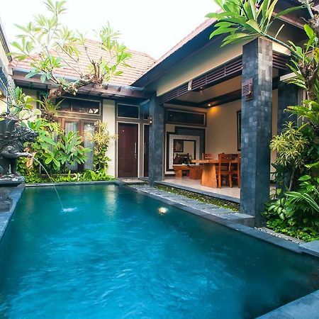 Taman Sari Bali Villas Kerobokan Esterno foto